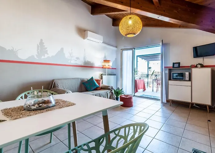 Gioiello Marino -1 Min From The Sea- Free Parking- Bike- Wi-fi Apartman Tortoreto